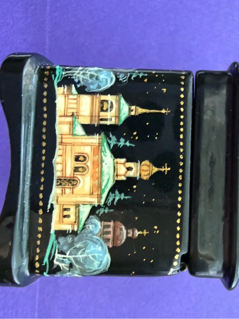 Hand-Painted Russian Lacquer Trinket Box in Black with Teal & Gold Accents - Picture 4 of 11